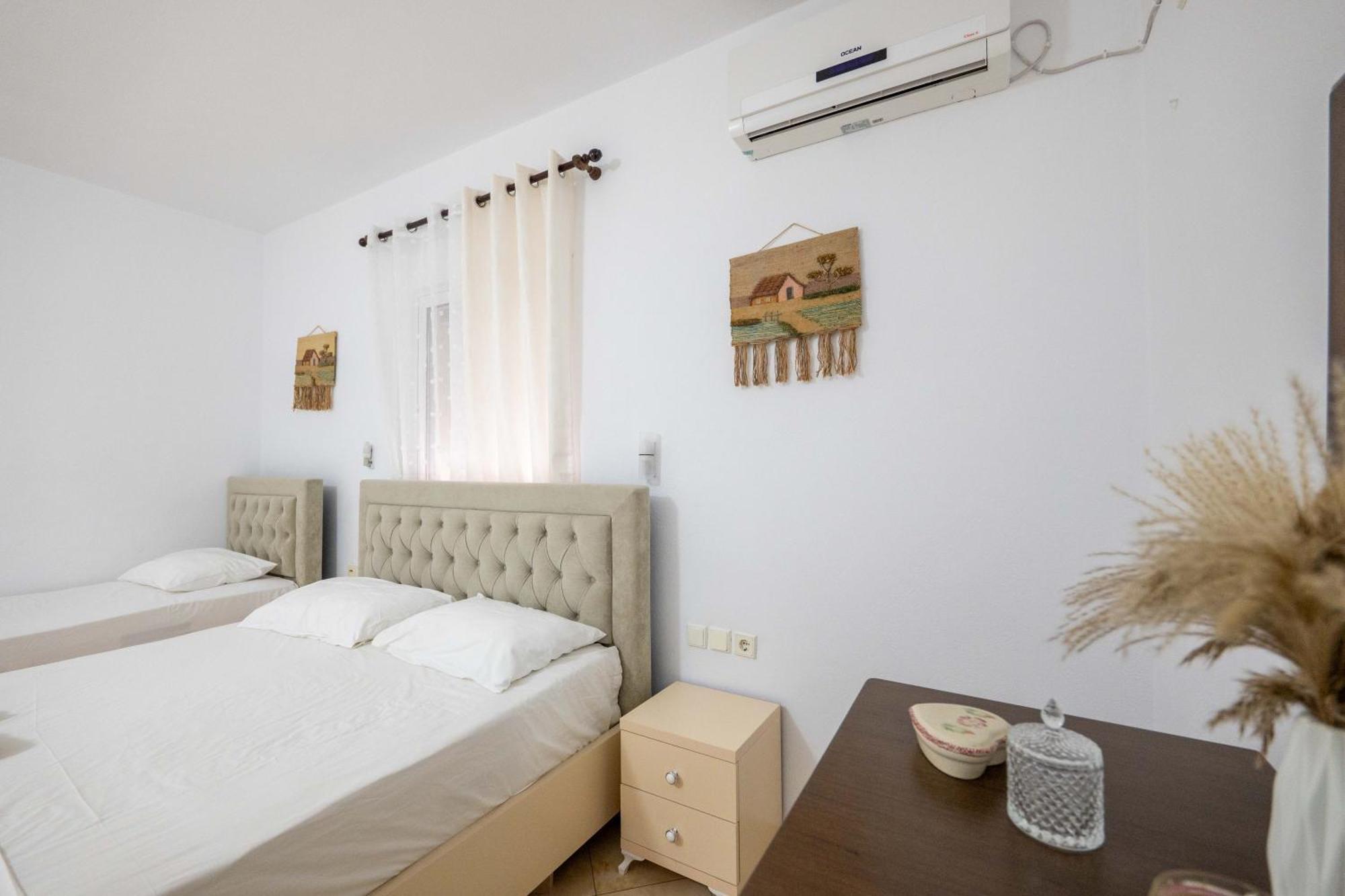 Cozy Apartments Downtown Ksamil Kültér fotó
