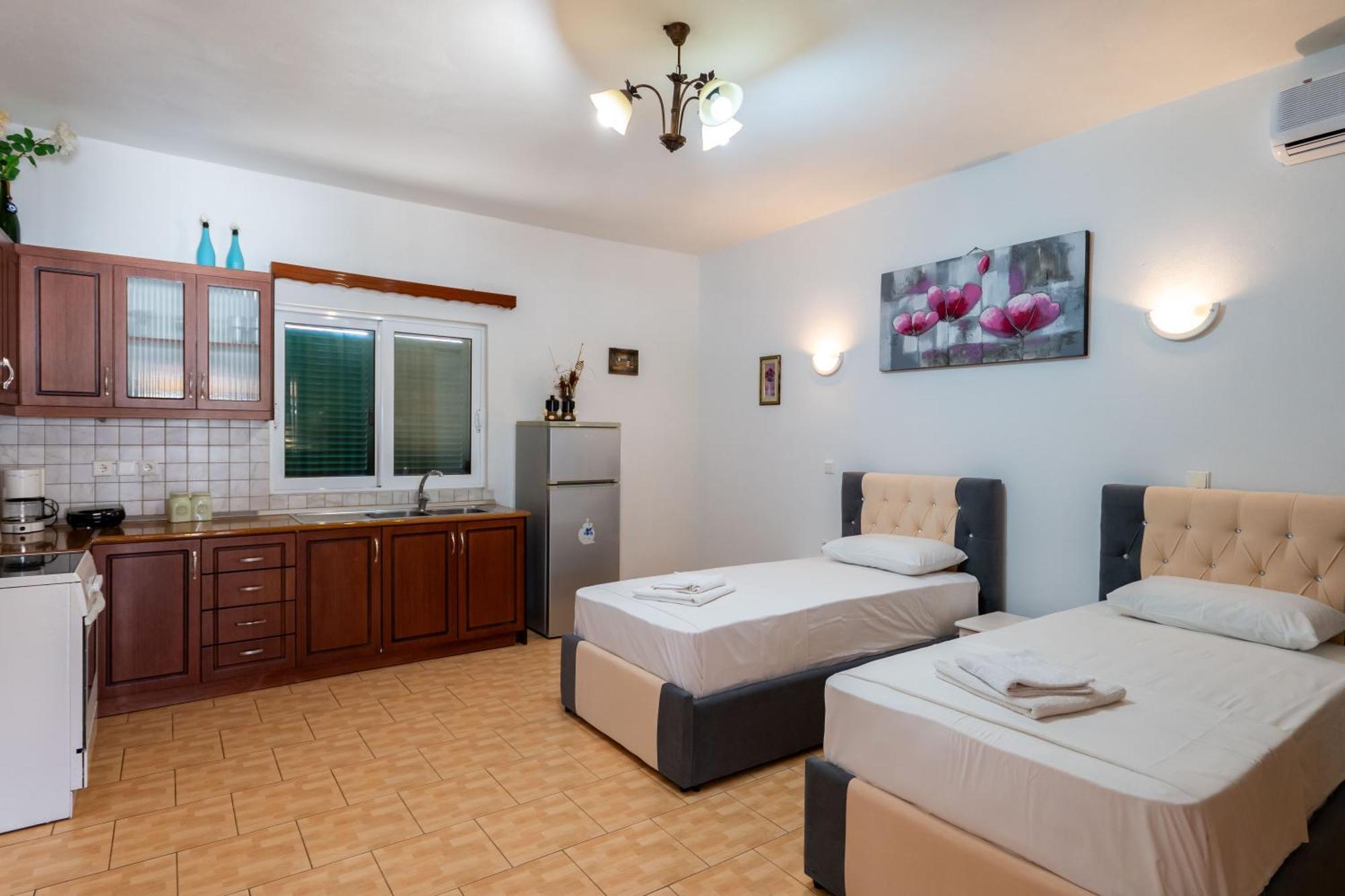 Cozy Apartments Downtown Ksamil Kültér fotó
